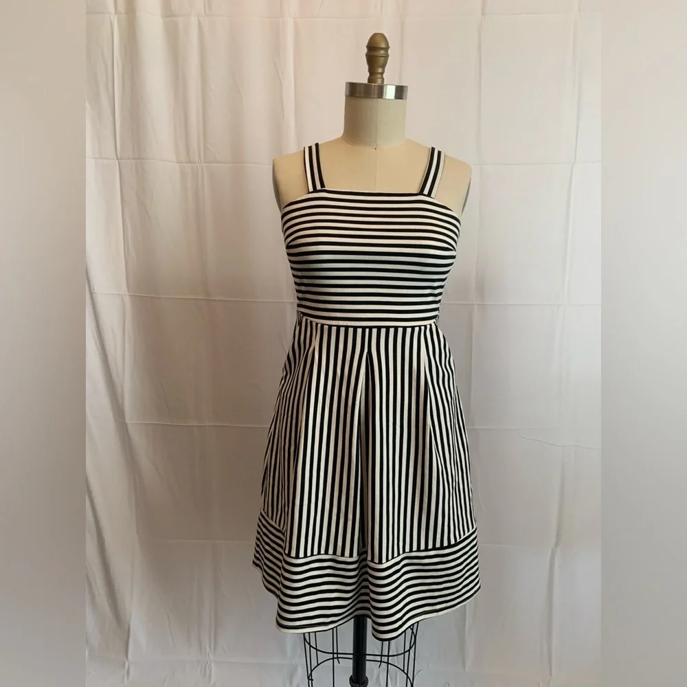 Nwot Brixon Ivy Black & White Striped
Ponte Bib Fit & Flare Summer Dress medium - Picture 2 of 12